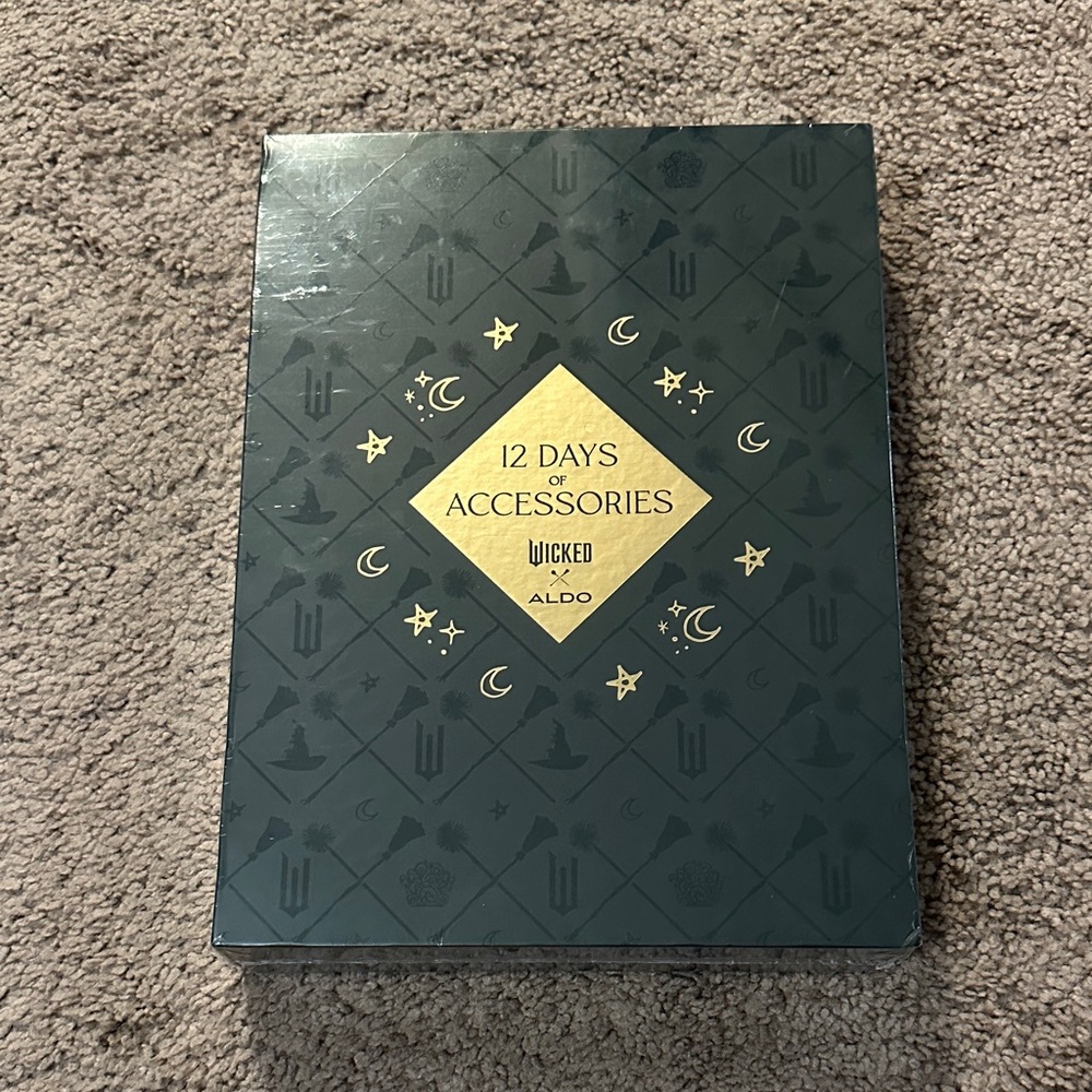 Aldo Wicked 12 Days of Accessories Set - Black and Gold